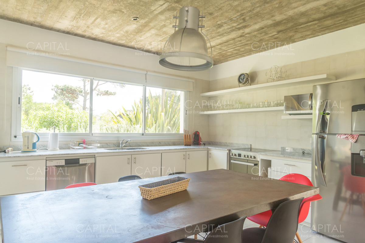 Casa ID.28305 - Casa de tres cuarto y servicio Pinar del Faro