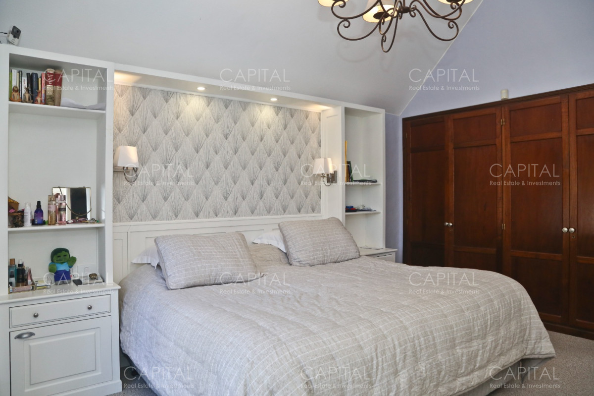 Casa ID.35079 - Casa en venta en Playa Mansa, Punta del Este.