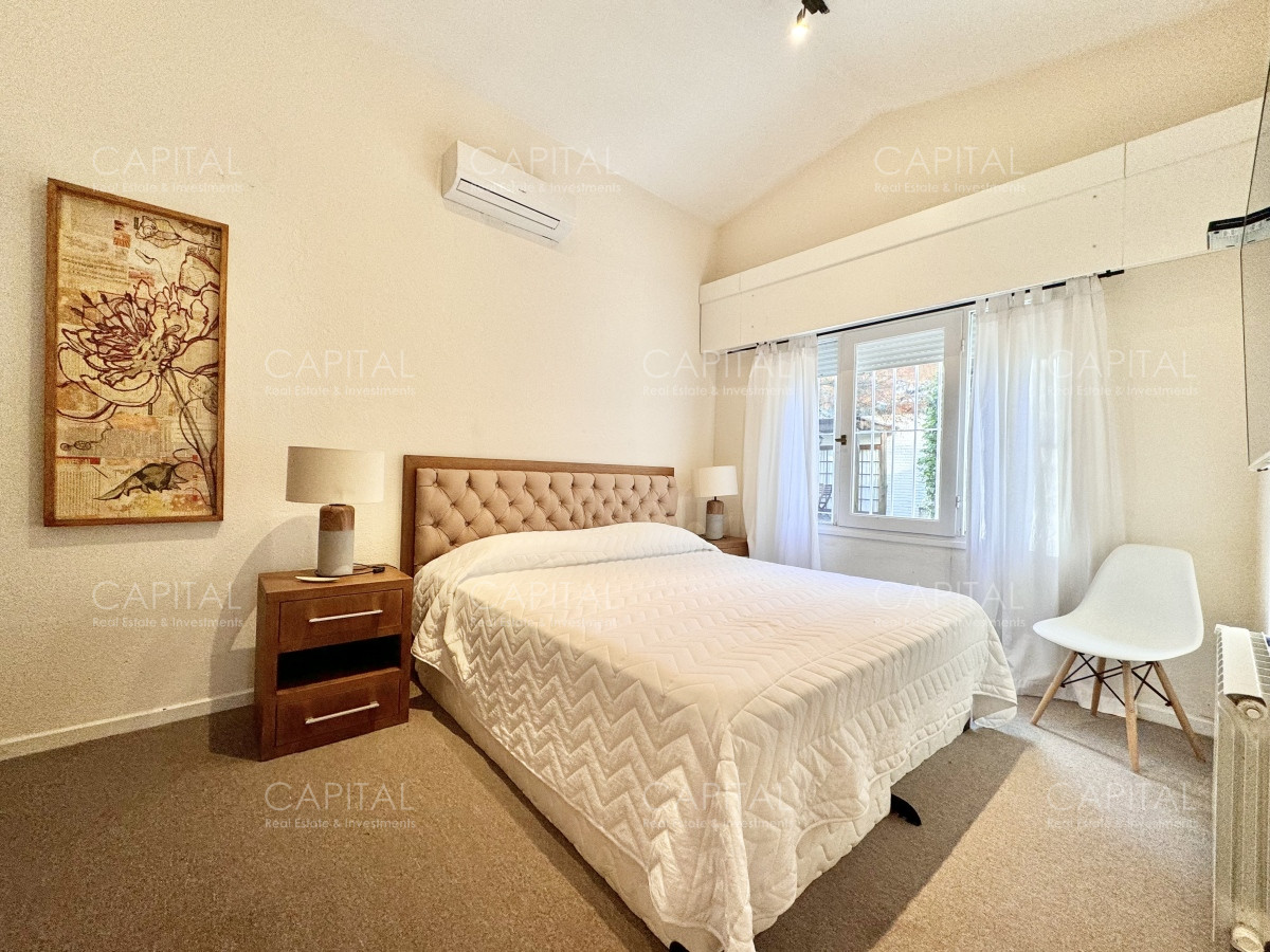 Casa ID.26110 - Casa en Venta en Playa Mansa de Punta del Este 