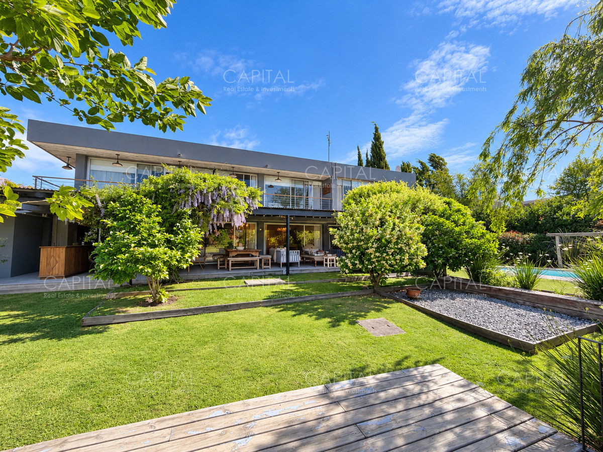 Venta Casa 5 Dormitorios en Lomas de La Tahona, foto 1