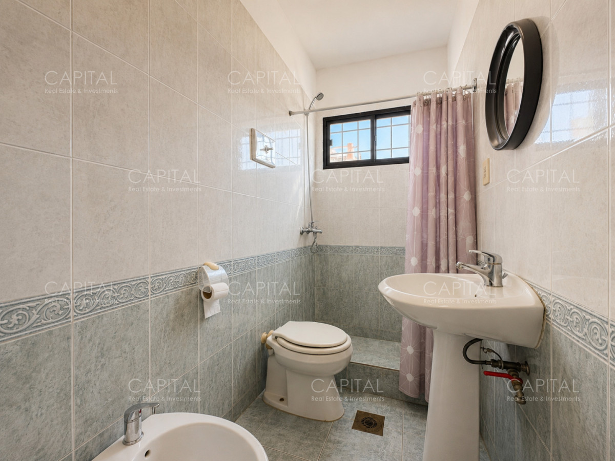 Casa ID.40158 - Casa en venta de 4 dormitórios en península 