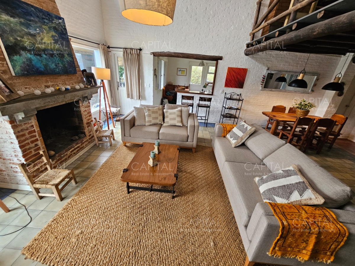 Casa ID.25481 - Casa tres dormitorios y servicio con jardín cercado, piscina climatizada en La Barra