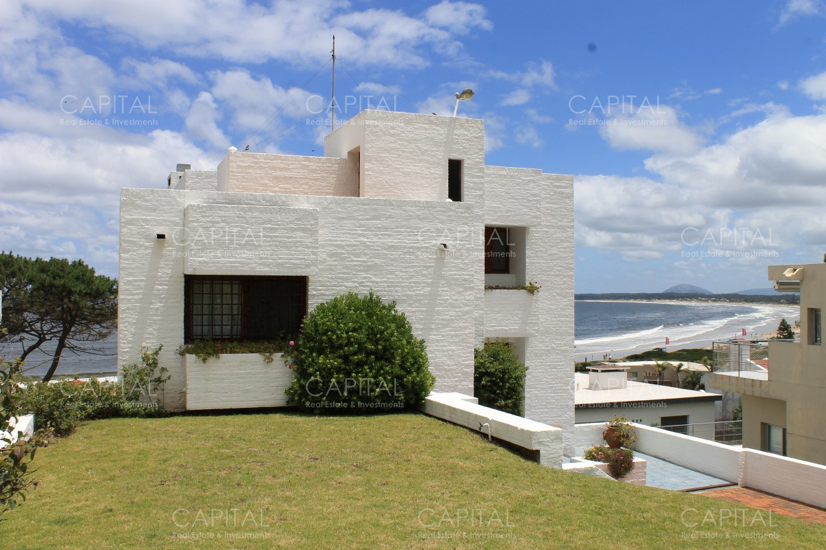 Casa de 5 dormitorios en Solanas - CCP30534C