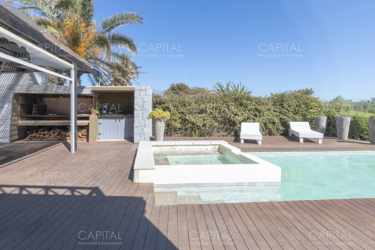 Casa ID.29753 - Venta de Magnífica casa en Rambla del Puerto de Punta del Este