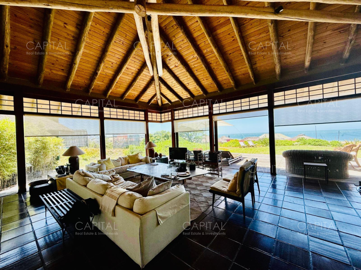 Casa ID.39720 - Casa de estilo en venta en Montoya con vista al mar