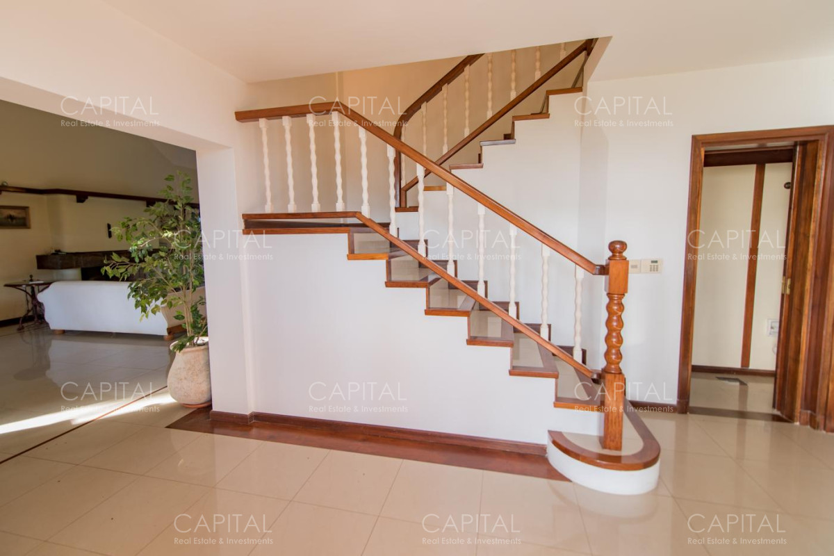 Casa ID.35548 - Espectacular casa en Venta en Beverly Hills