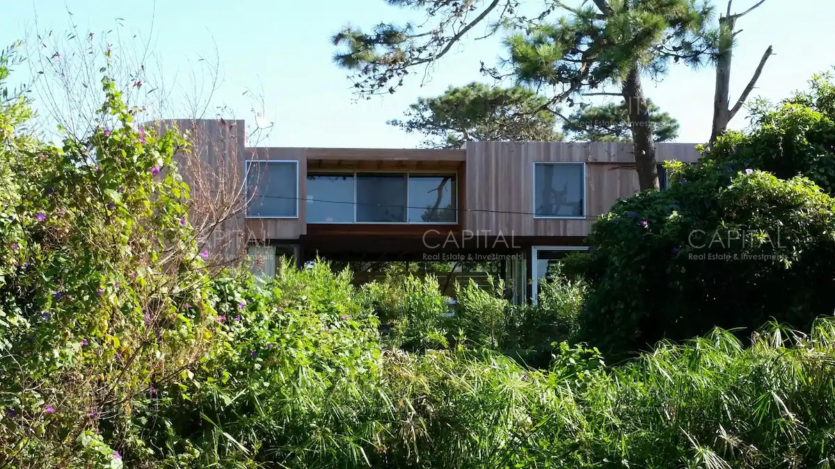 Casa ID.33628 - Casa de cuatro dormitorios mas dependencia en alquiler, La Barra