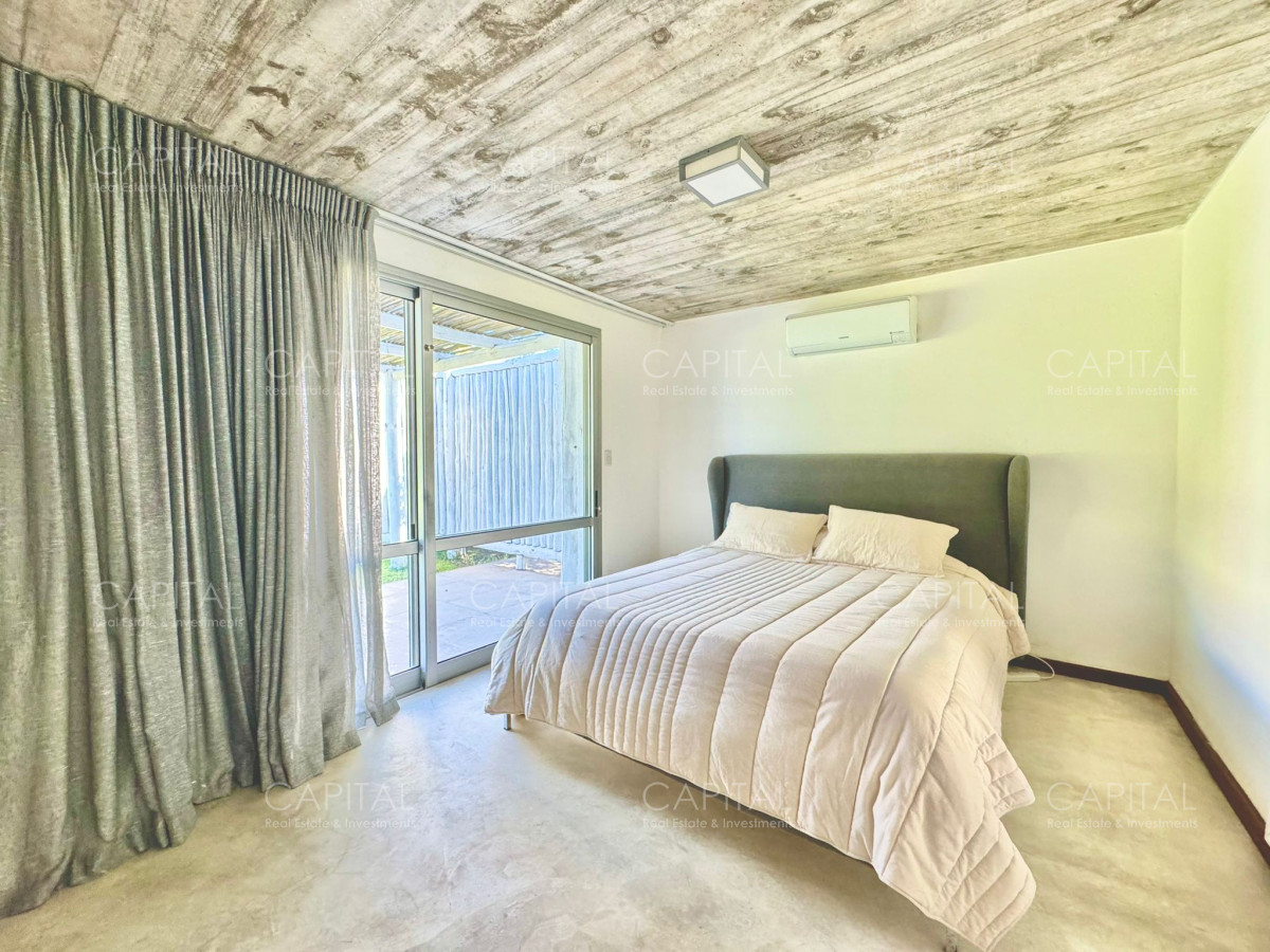 Casa ID.36175 - Casa en Venta en Pueblo de José Ignacio Cuatro Dormitorios y Dependencia