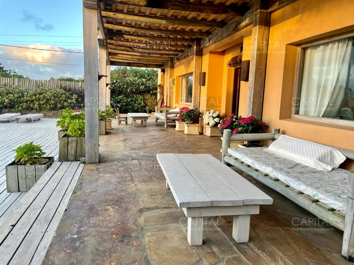 Casa ID.25448 - Casa en venta primera linea frente al mar en Altos de Punta Piedra