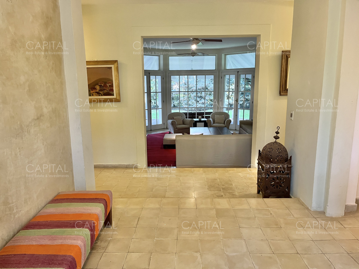 Casa ID.28358 - Casa en Venta Barrio Laguna Blanca Punta del Este Cinco Dormitorios