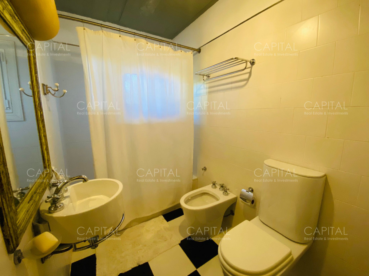 Casa ID.32315 - Casa en Venta Frente al Mar Ocho Dormitorios + Dependencia de Servicio - La Barra