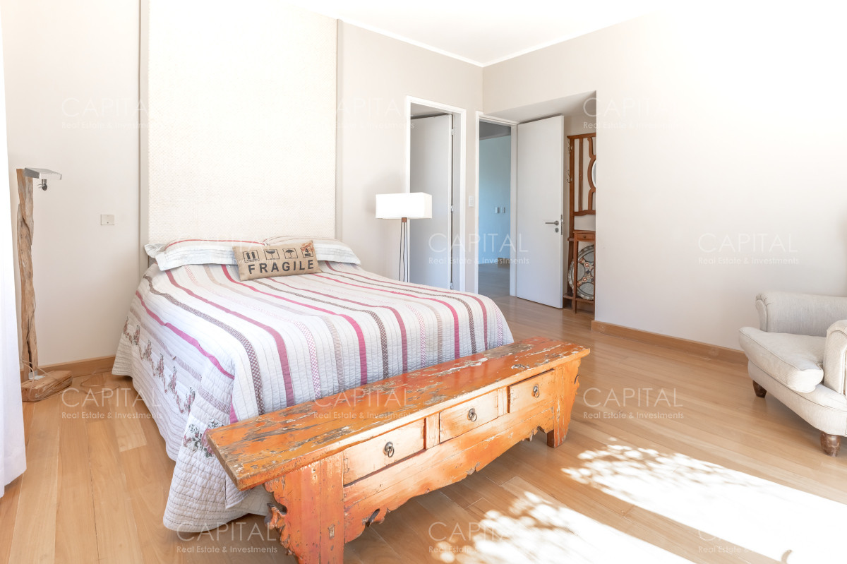 Casa ID.29753 - Venta de Magnífica casa en Rambla del Puerto de Punta del Este