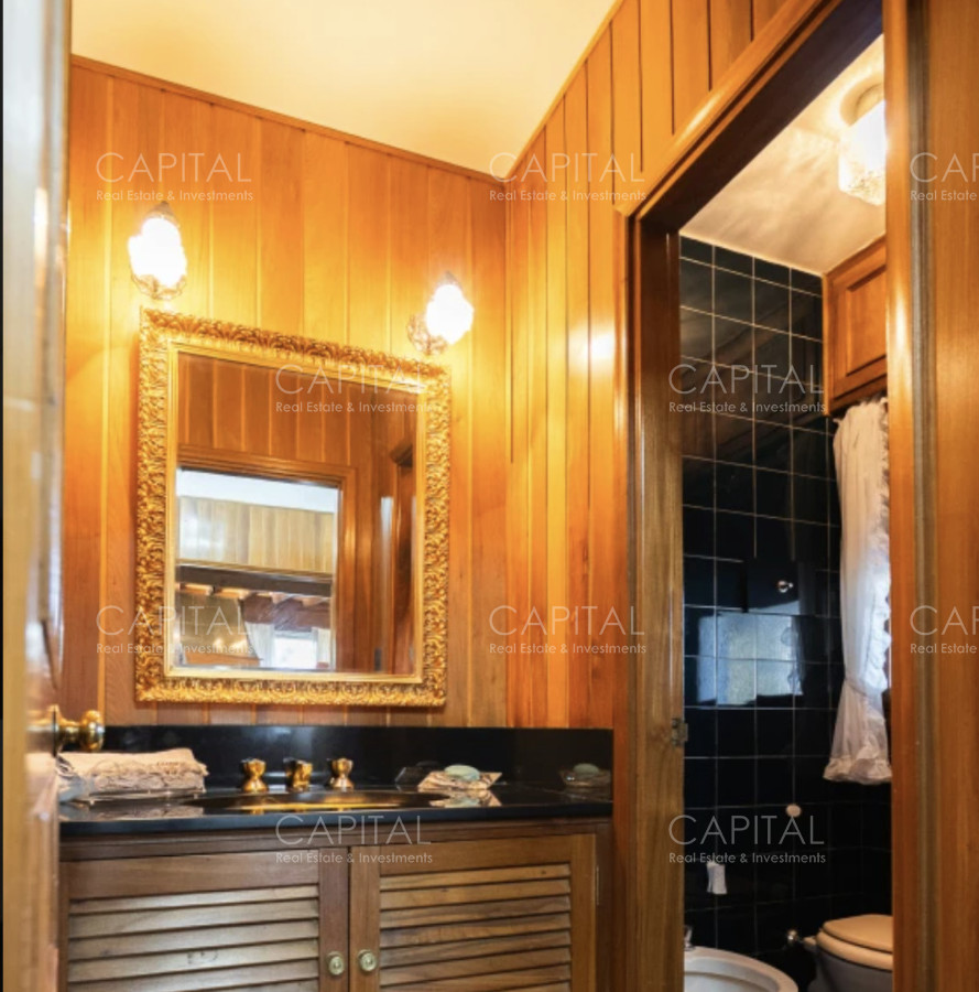 Casa ID.39114 - Mansion en Venta en Playa Mansa Punta del Este