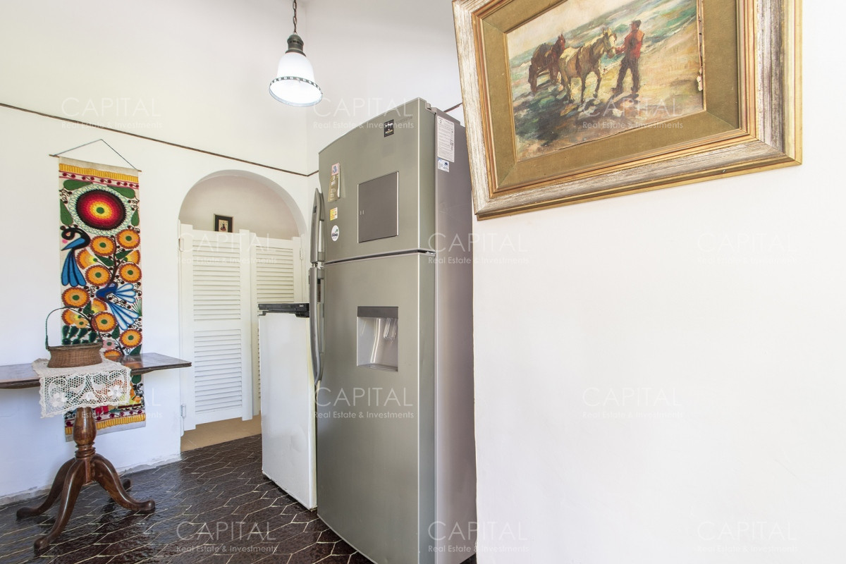 Casa ID.35154 - Casa en Venta en Playa Mansa con más de 3000 m2 de parque.