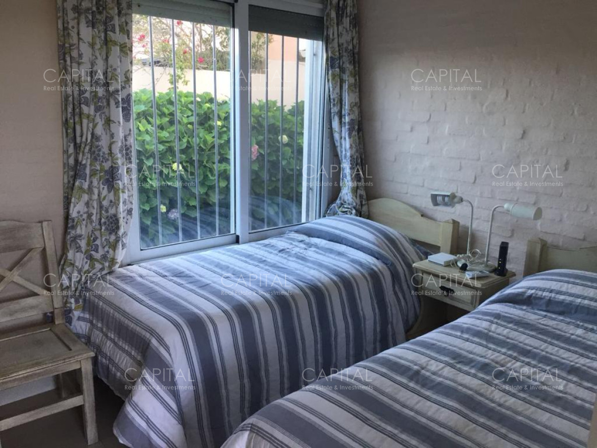 Casa ID.32706 - Casa de cinco dormitorios en la playa, Punta Ballena - Tio tom.