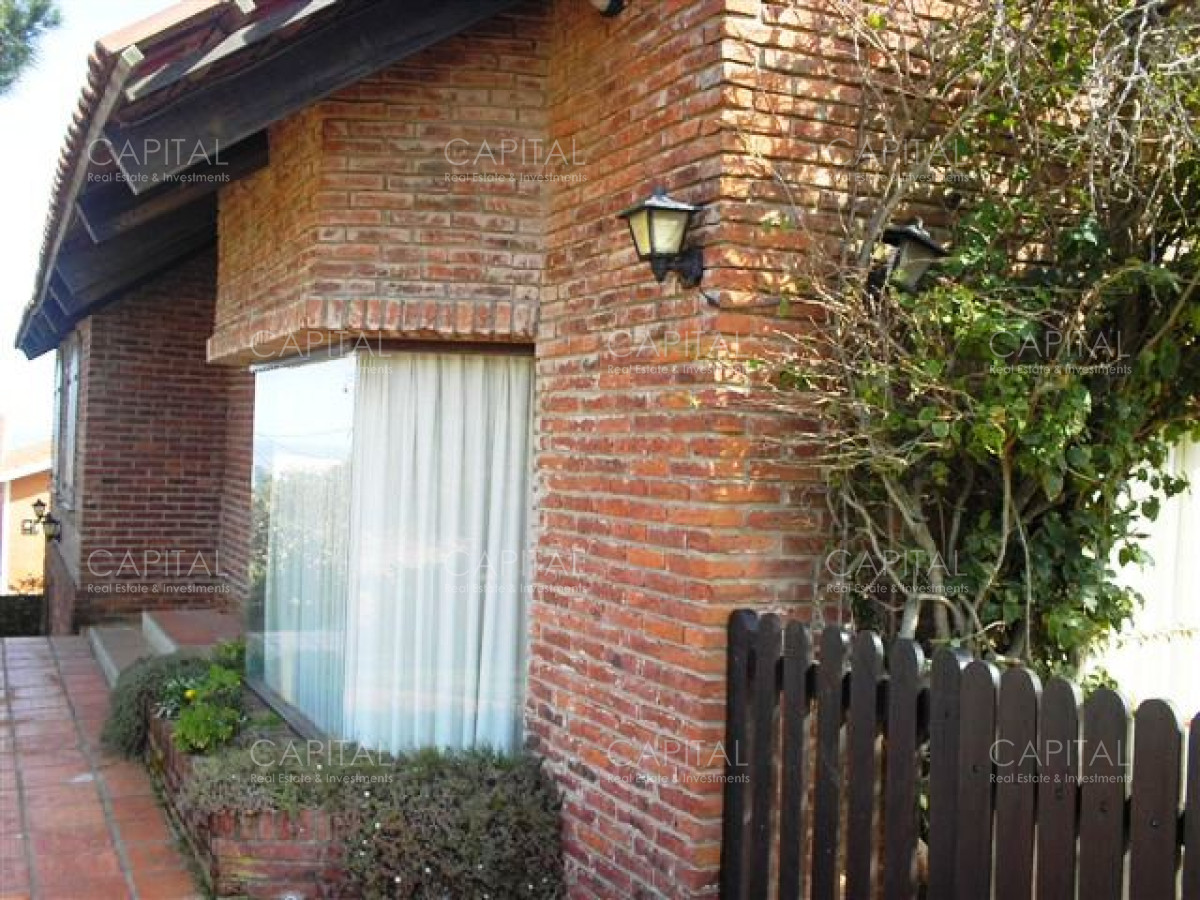 Casa ID.25503 - Muy linda casa en Manantiales 