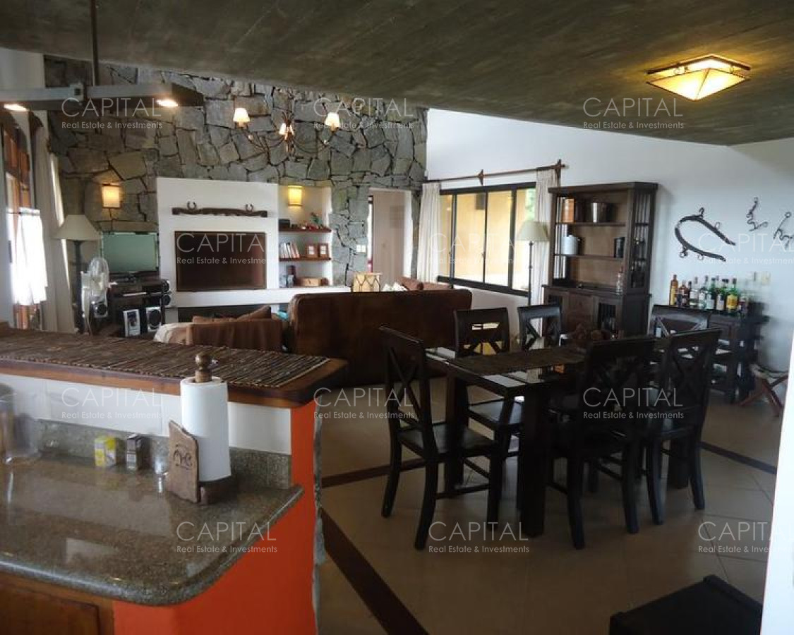 Casa ID.25582 - Casa en venta en Barrio Privado El Quijote