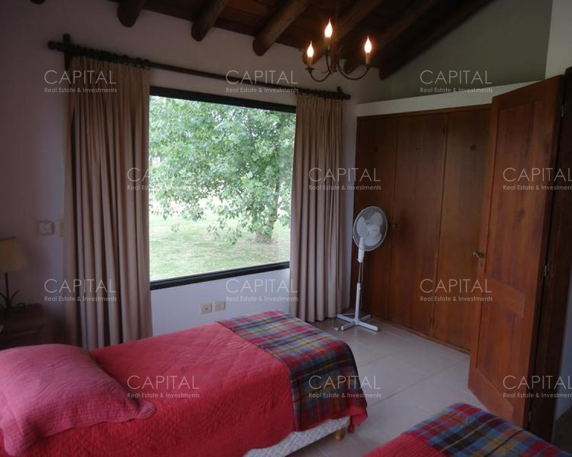 Casa ID.25582 - Casa en venta en Barrio Privado El Quijote