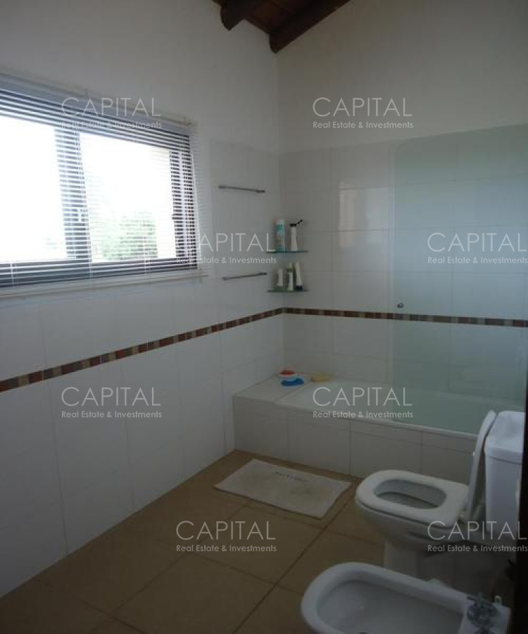 Casa ID.25582 - Casa en venta en Barrio Privado El Quijote