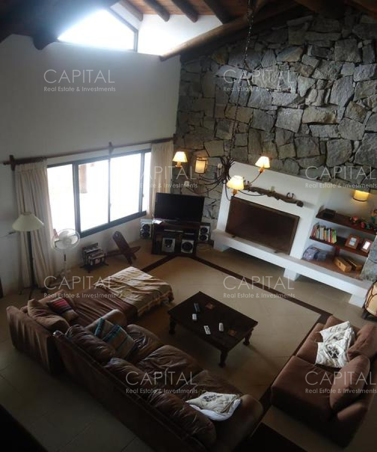 Casa ID.25582 - Casa en venta en Barrio Privado El Quijote