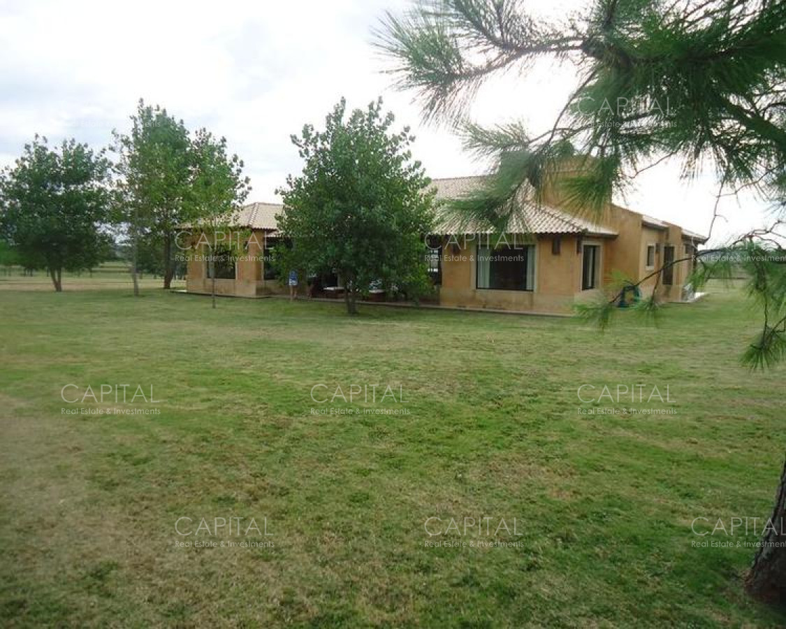 Casa ID.25582 - Casa en venta en Barrio Privado El Quijote