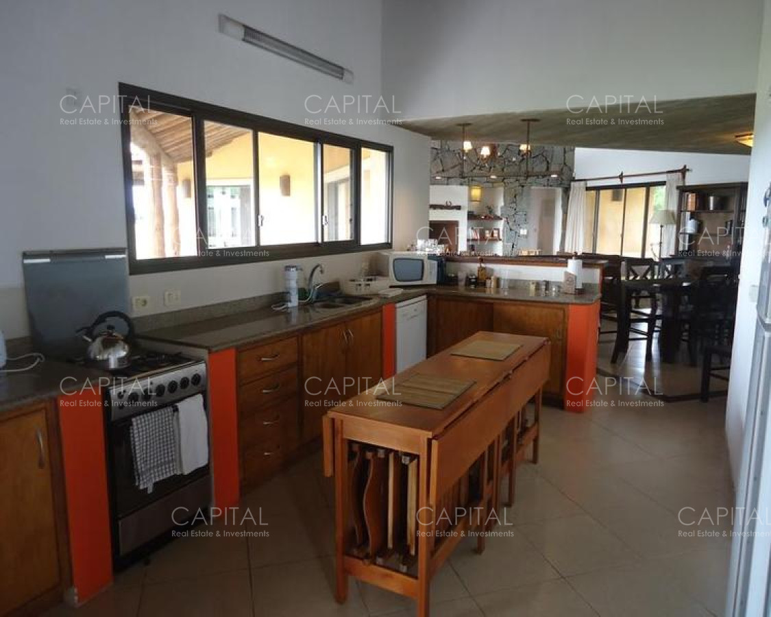 Casa ID.25582 - Casa en venta en Barrio Privado El Quijote