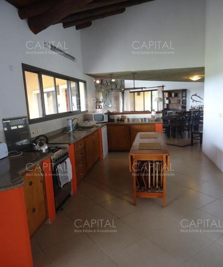 Casa ID.25582 - Casa en venta en Barrio Privado El Quijote