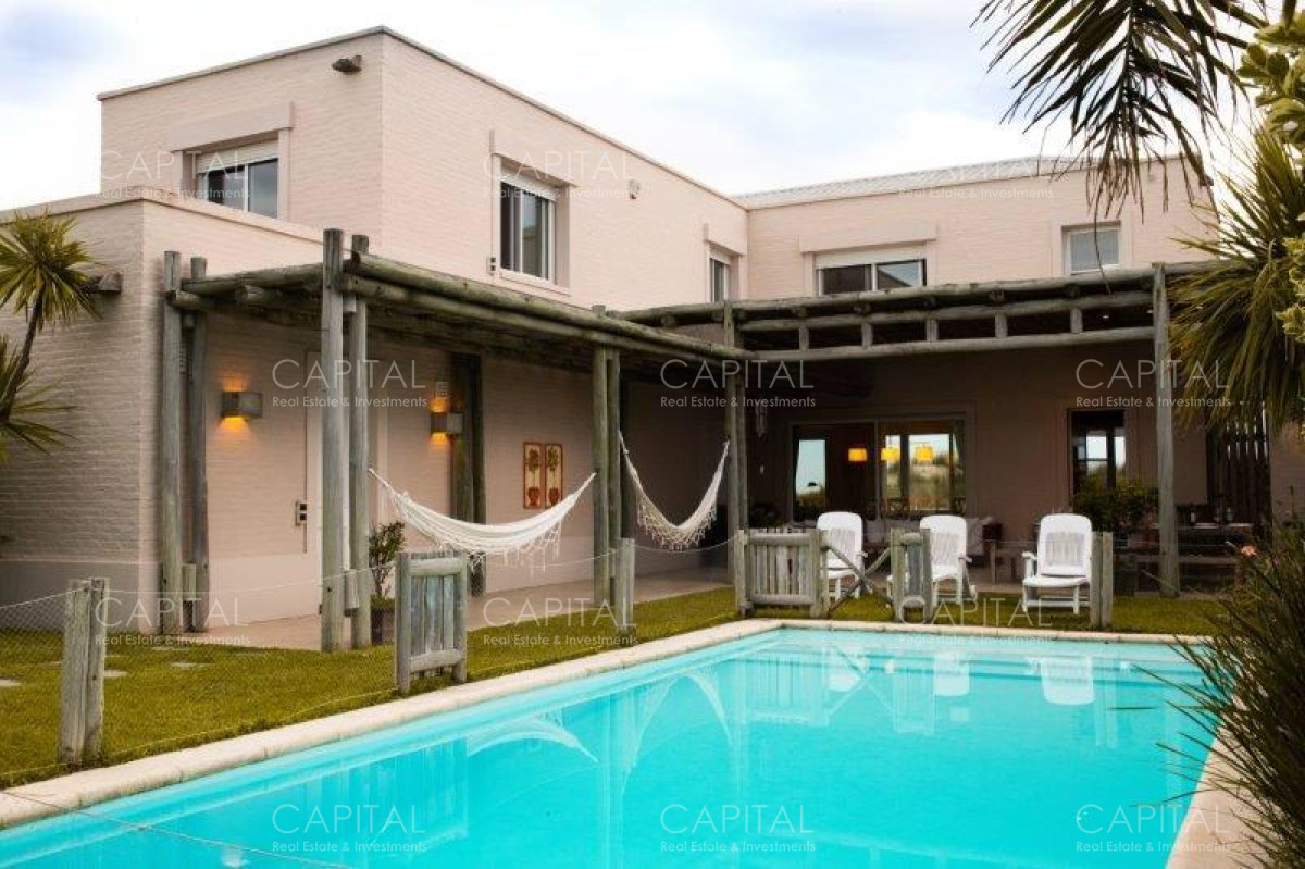 Casa ID.32706 - Casa de cinco dormitorios en la playa, Punta Ballena - Tio tom.