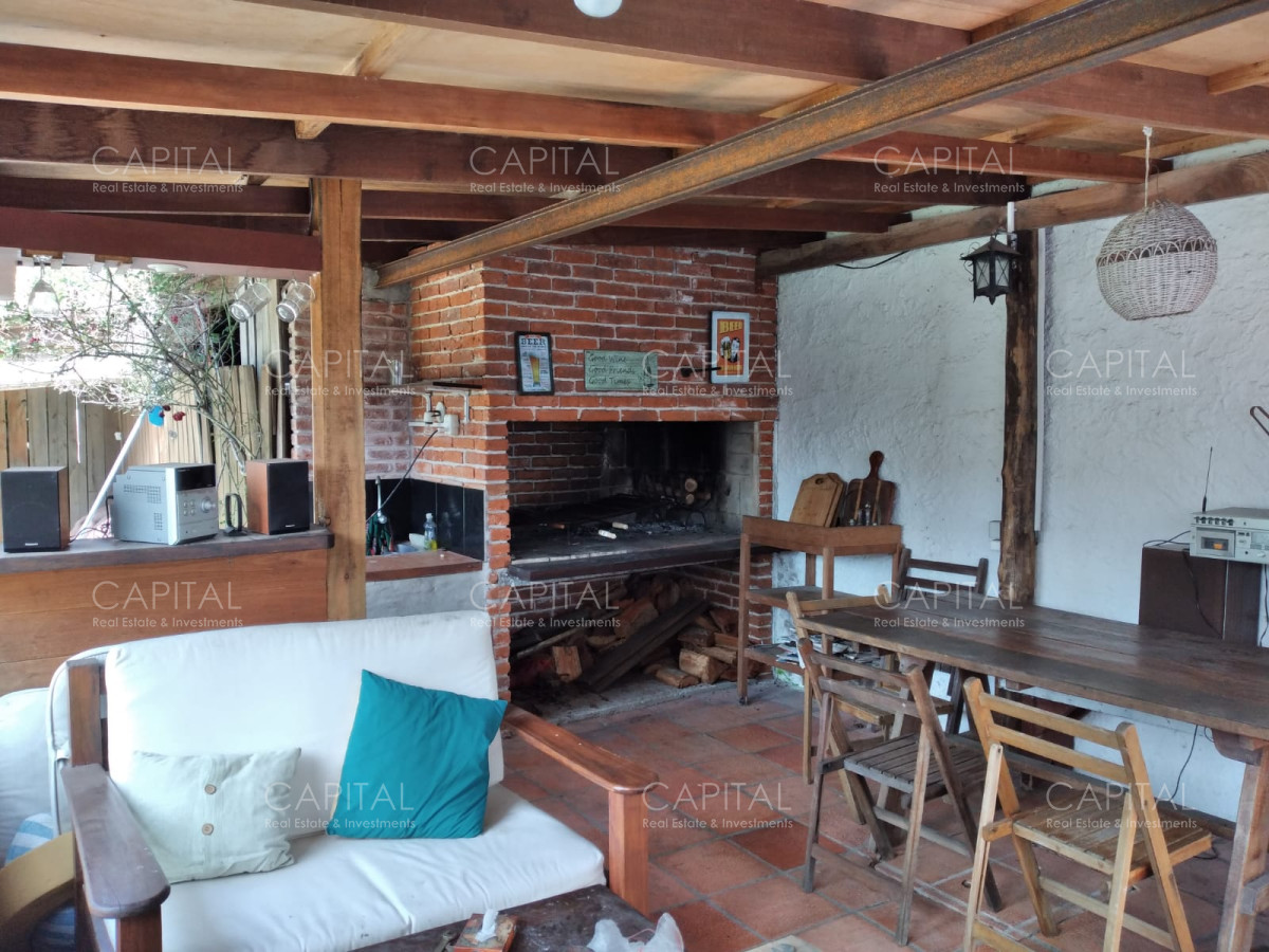 Casa ID.24979 - Casa de 4 dormitorios en alquiler en Playa Mansa
