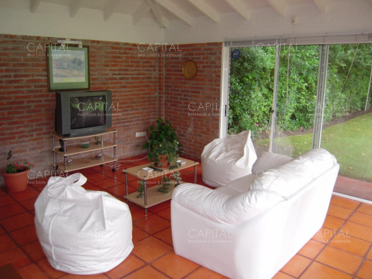 Casa ID.34561 - Casa en Venta Cuatro Dormitorios en Cantegril, Punta Del Este 