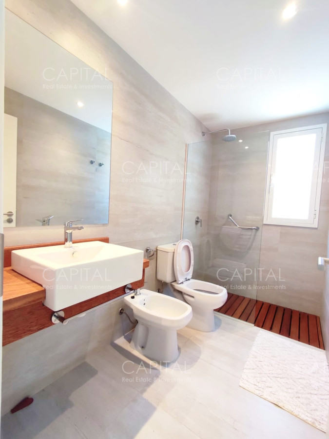 Casa ID.36509 - Casa en venta en La Barra con piscina y parrillero 