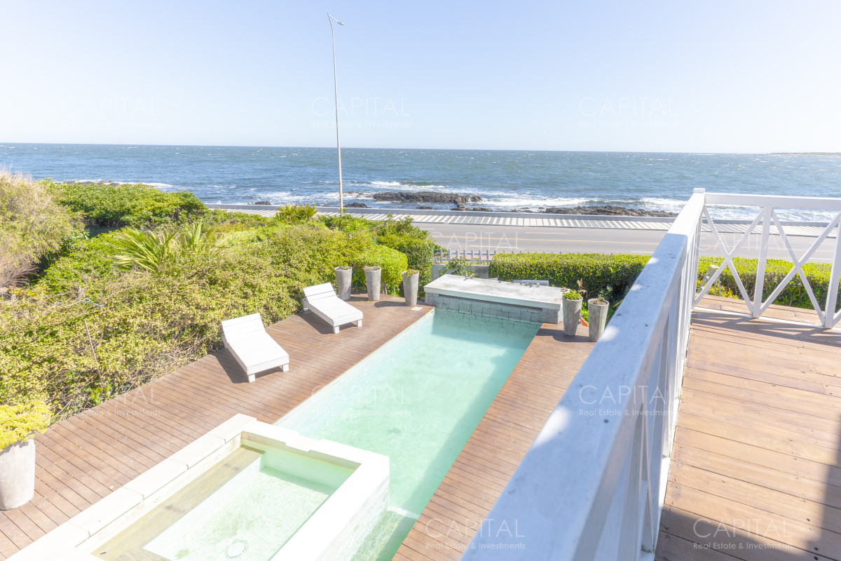 Casa ID.29753 - Venta de Magnífica casa en Rambla del Puerto de Punta del Este