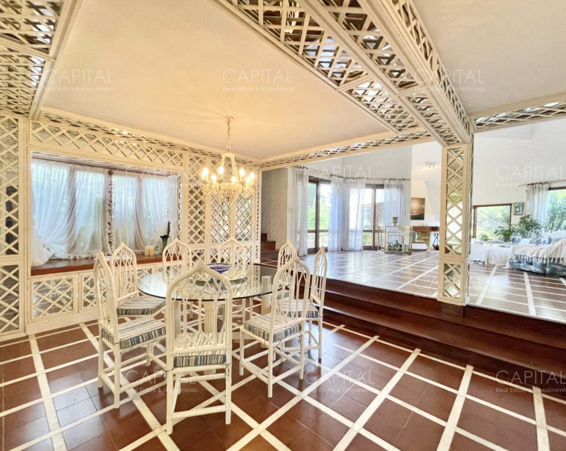 Casa ID.34608 - Casa en Venta de Cuatro Dormitorios , Zona Lugano, Punta del Este