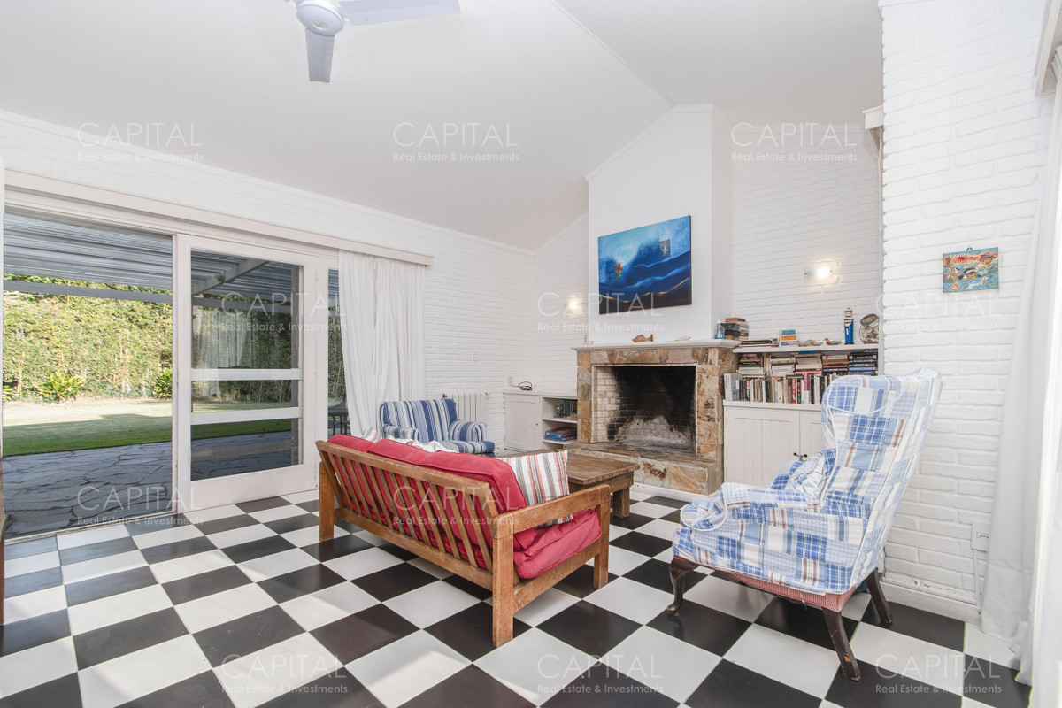 Casa ID.34876 - Casa de construccion tradicional en Playa Brava, Punta del Este en Venta