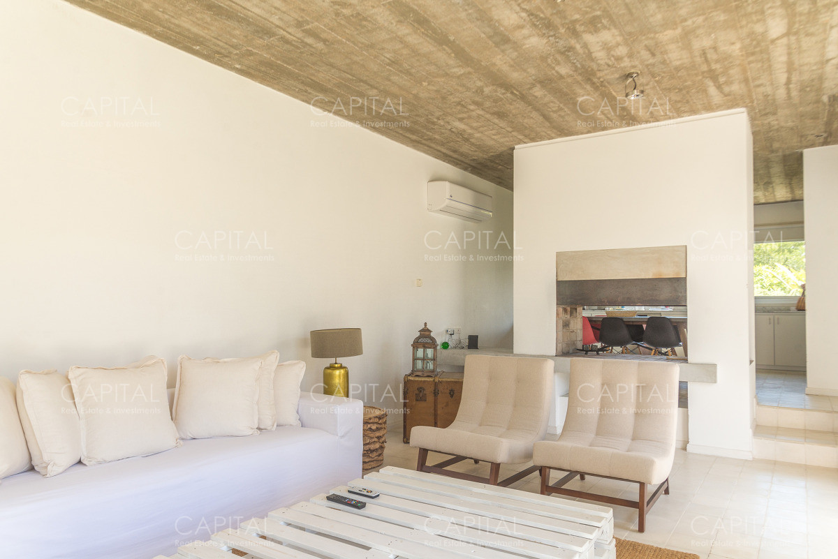Casa ID.28305 - Casa de tres cuarto y servicio Pinar del Faro