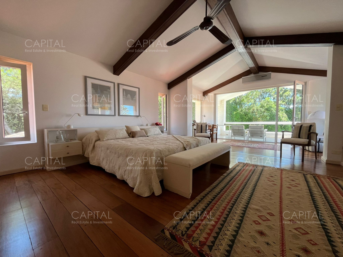 Casa ID.37287 - Espectacular Casa en Playa Brava Punta Del Este 