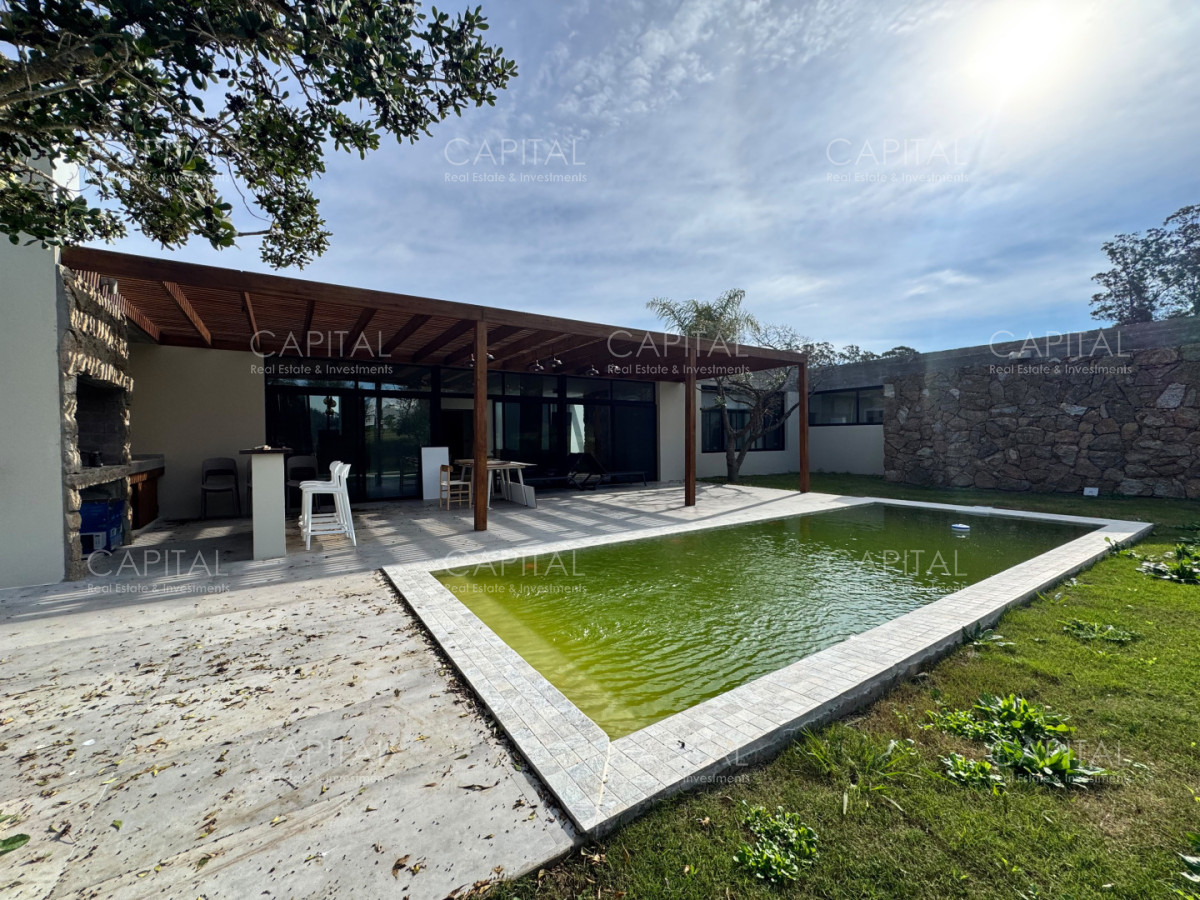 Casa ID.40852 - Casa en Barrio Privado Punta Ballena a la venta