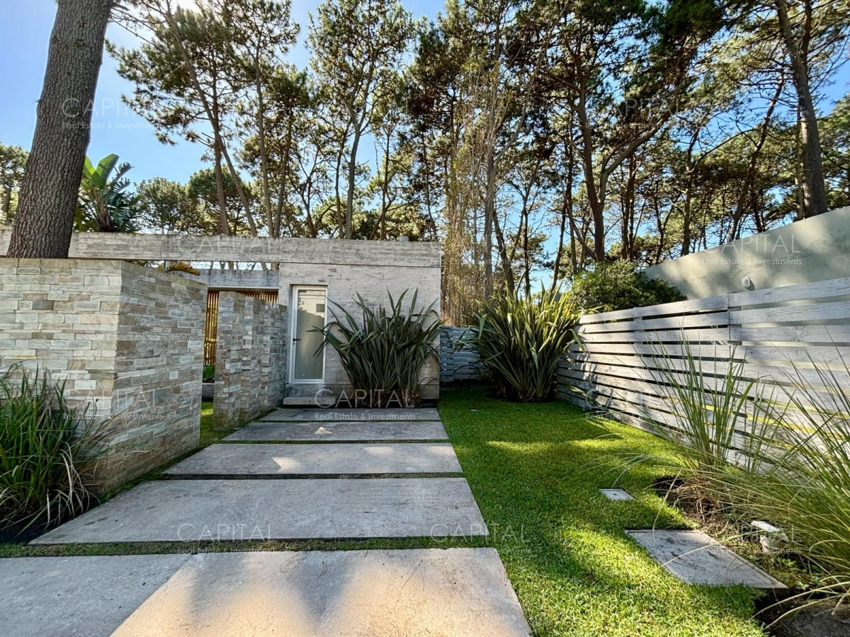 Casa ID.37089 - Moderna casa en barrio cerrado en Rincón del Indio próxima al mar