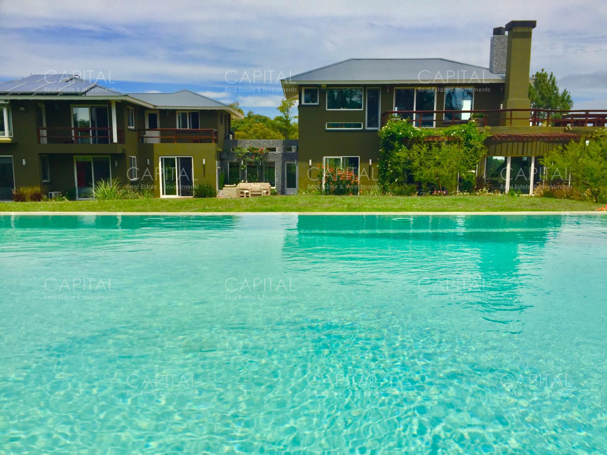 Casa ID.25894 - Espectacular casa en La Barra con gran parque con divina vista al  bosque  