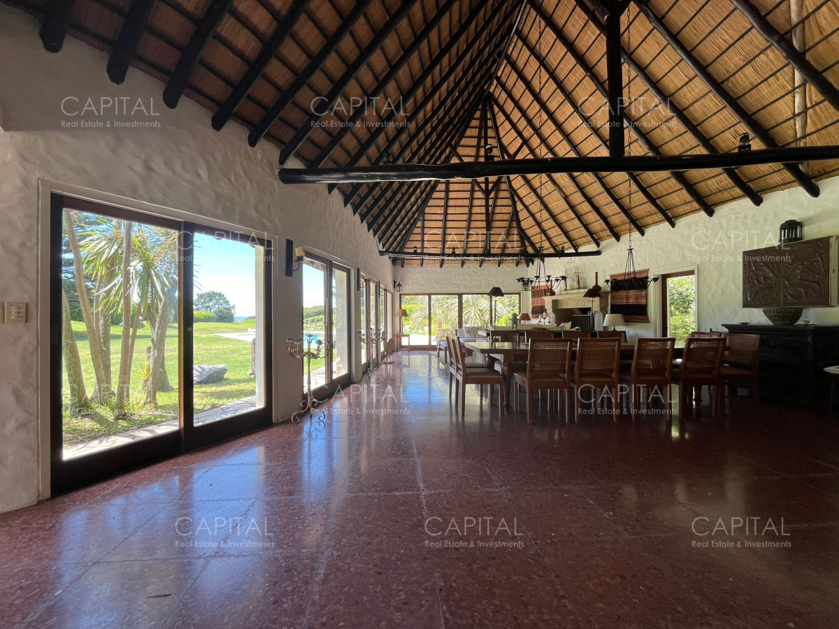 Casa ID.37287 - Espectacular Casa en Playa Brava Punta Del Este 
