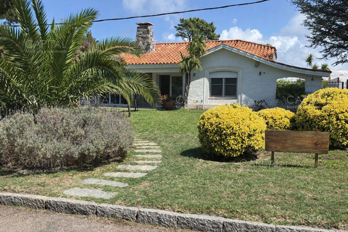 Casa ID.39662 - Casa en zona  Mansa Reformada en venta