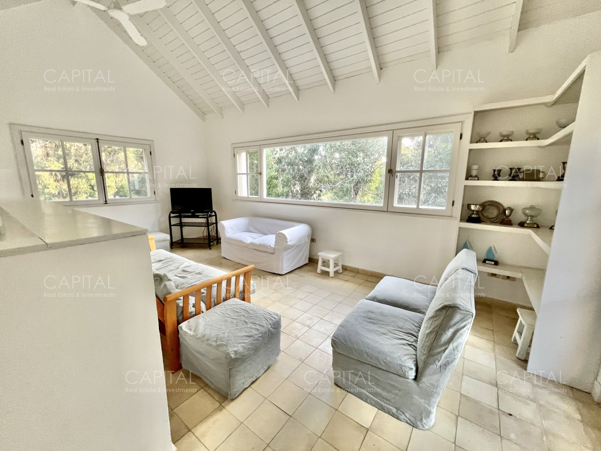 Casa ID.28358 - Casa en Venta Barrio Laguna Blanca Punta del Este Cinco Dormitorios