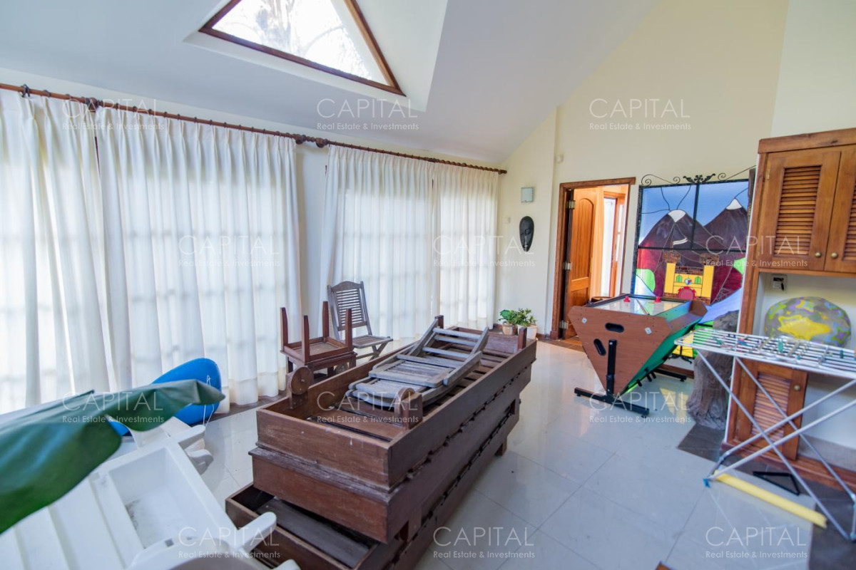 Casa ID.35548 - Espectacular casa en Venta en Beverly Hills
