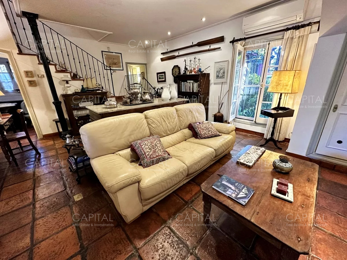 Casa ID.35081 - Casa  en Venta Playa Mansa en venta a 150 metros del mar