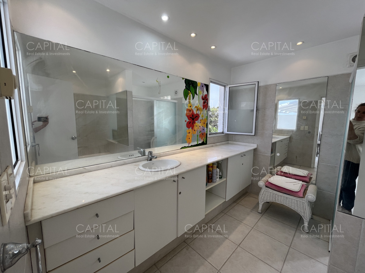 Casa ID.38964 - Casa de 4 dormitorios en La Barra