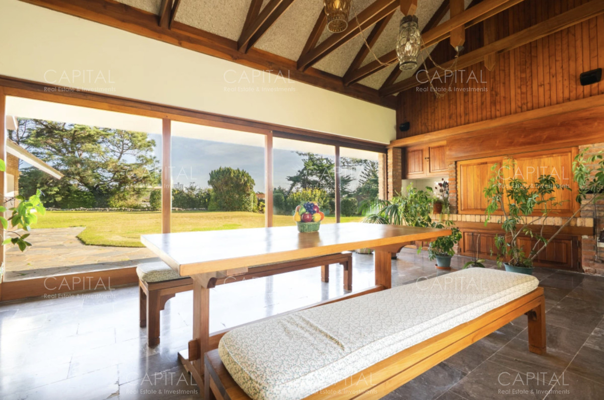 Casa ID.39114 - Mansion en Venta en Playa Mansa Punta del Este