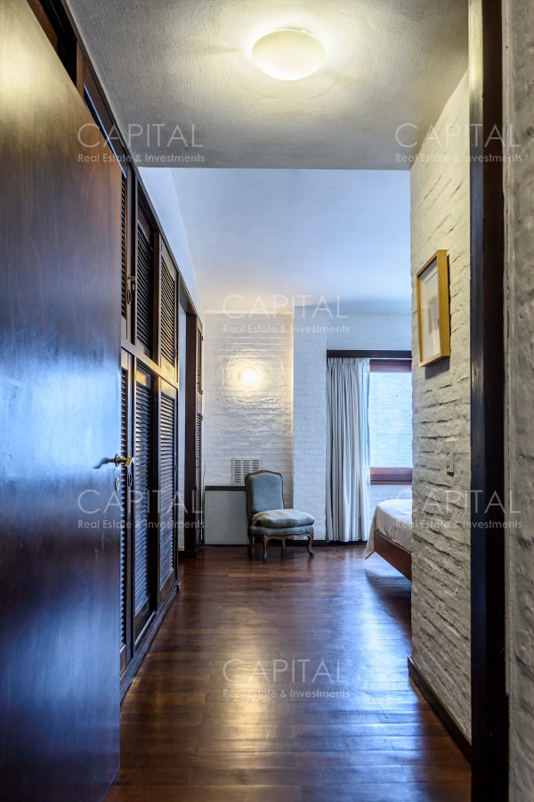 Casa ID.33629 - Casa de seis dormitorios en primera linea frente al mar en Península de Punta del Este