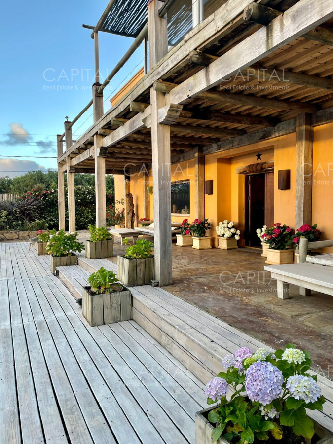 Casa ID.25448 - Casa en venta primera linea frente al mar en Altos de Punta Piedra