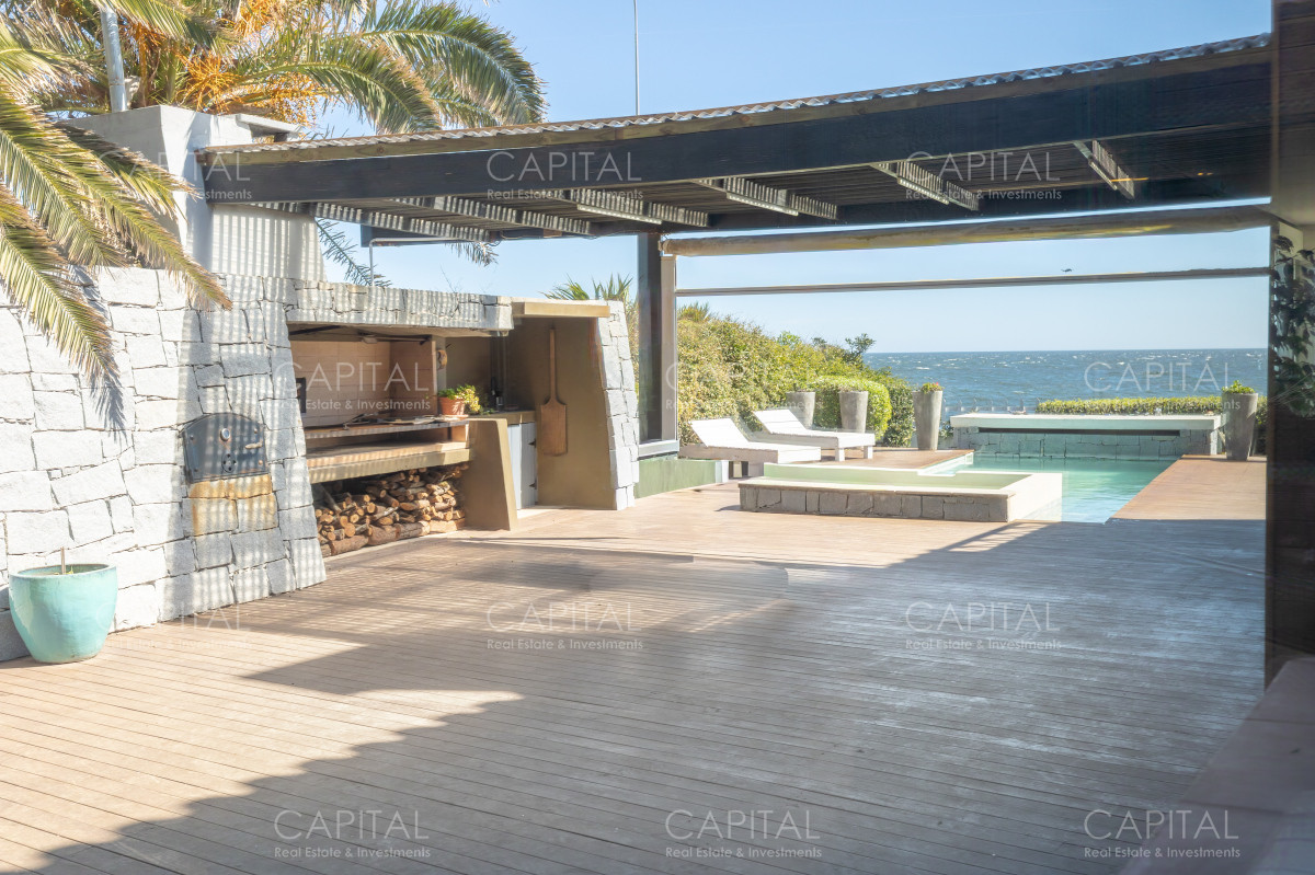 Casa ID.29753 - Venta de Magnífica casa en Rambla del Puerto de Punta del Este