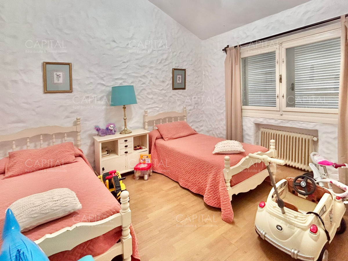 Casa ID.35451 - Importante casa en venta en Playa Mansa.